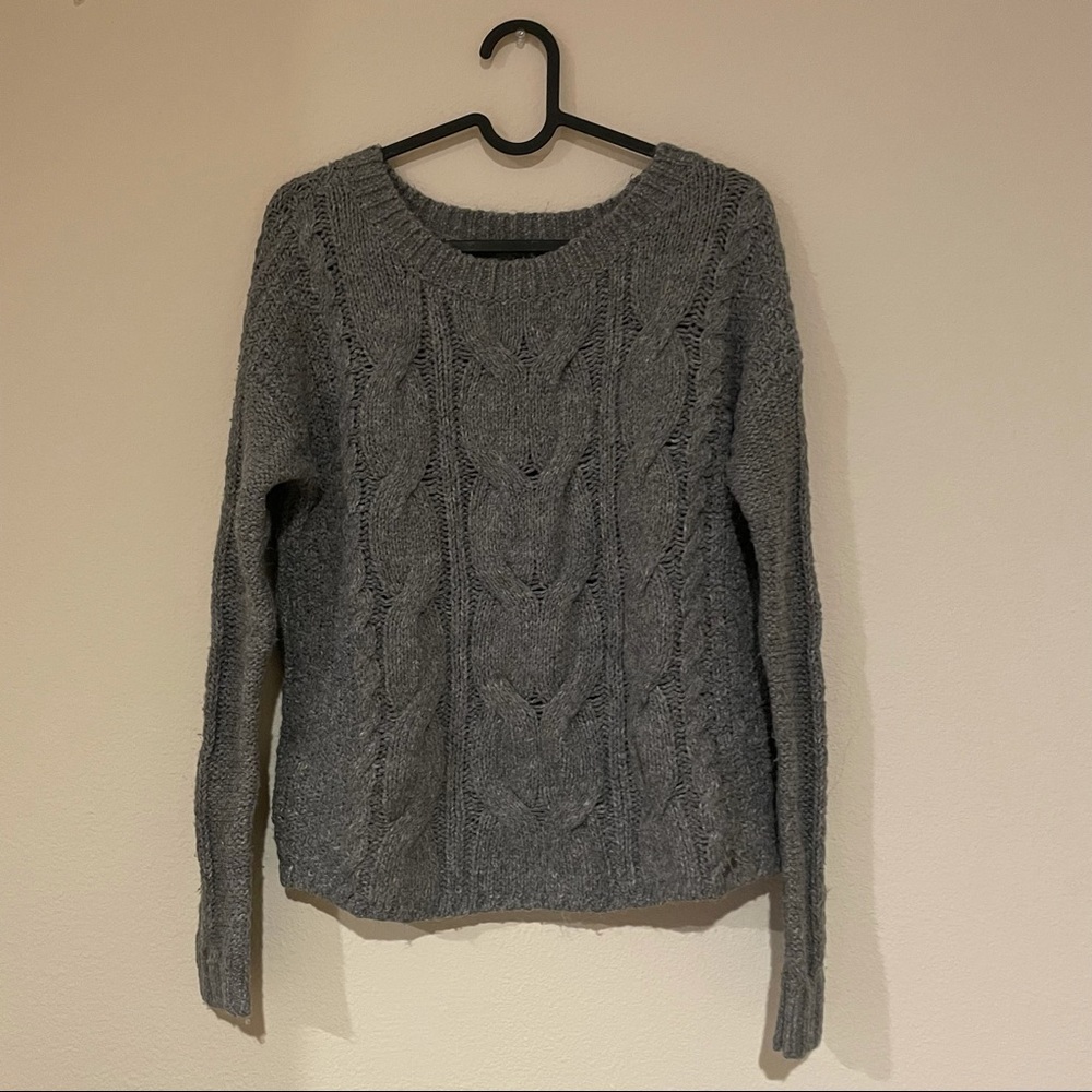Hollister women sweater